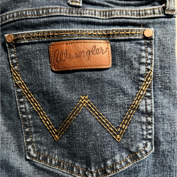 Men’s 38/30 Wrangler Retro Wear Relaxed Boot cut jeans - Picture 5 of 5